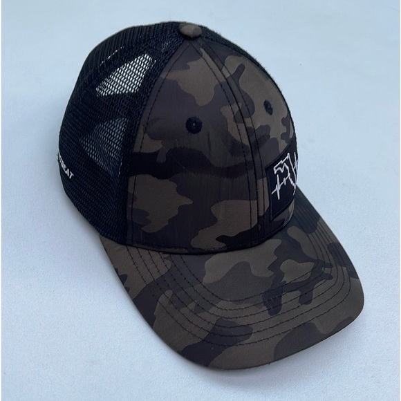 Camouflage The Heartbeat Brand Hat - Picture 4 of 11